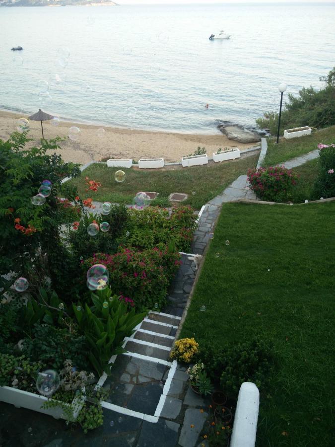 Beach House Emme Palaiontsiflikion Exterior photo